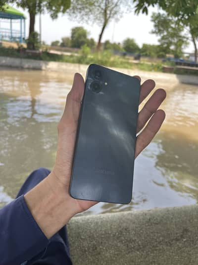 Samsung Mobile A06 exchange possible