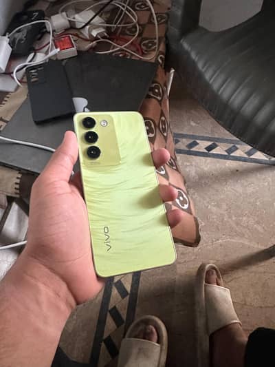 Vivo Y100 All okay mobile ha 10/10 like brand new