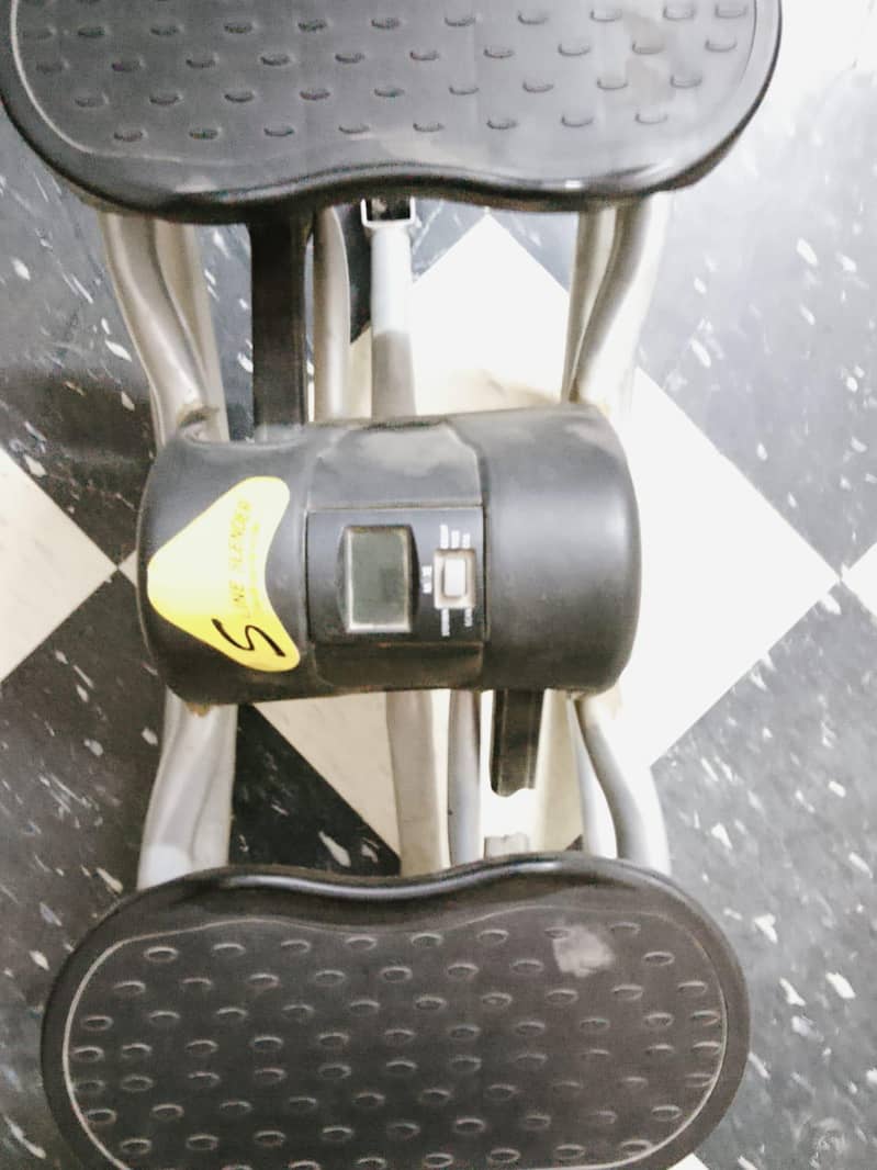 Treadmill 4