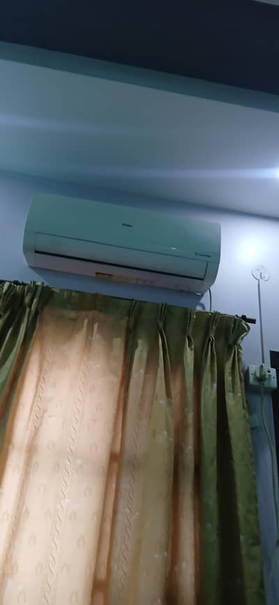 haier dc inverter 1.5 ton ac on hai cooling kr rha hai