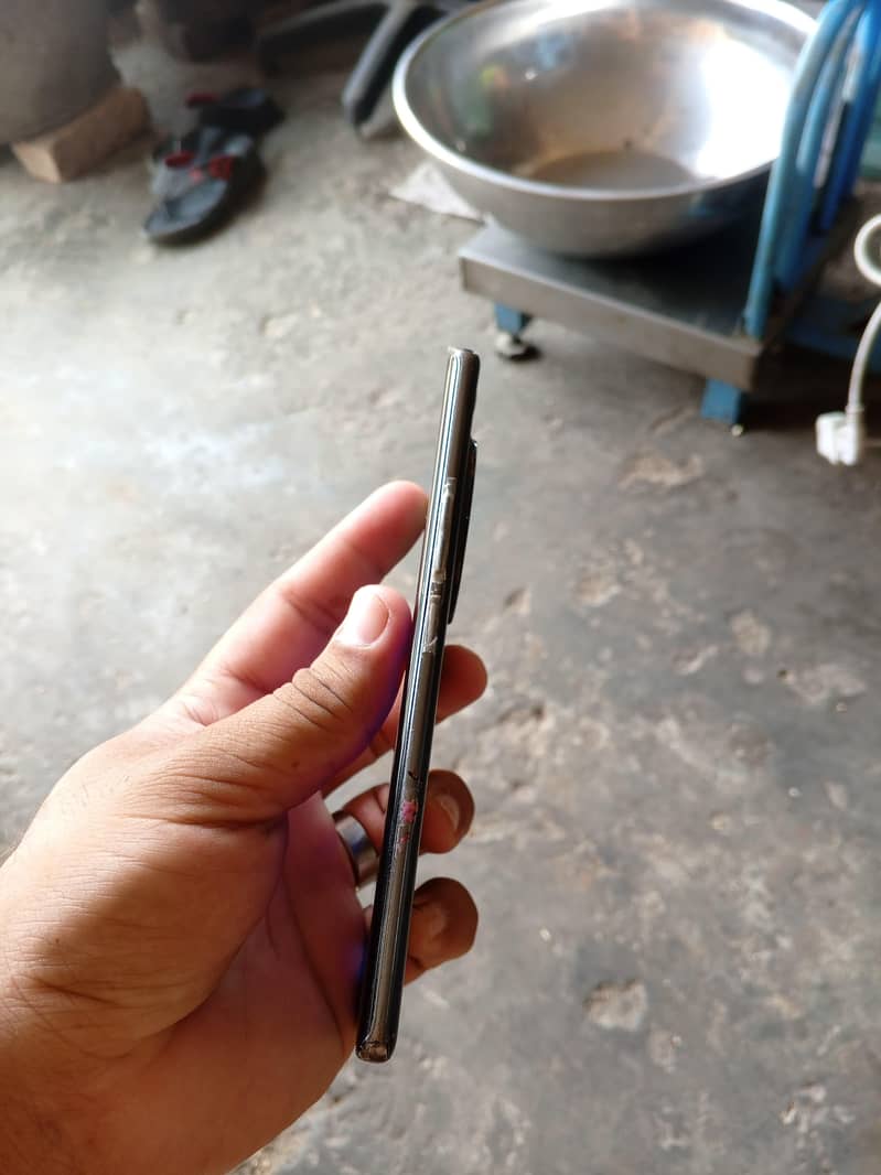 Infinix Zero 40 4
