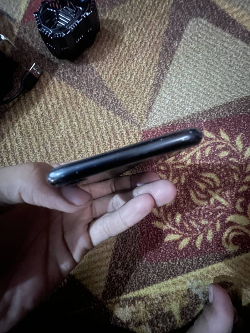 Apple iPhone SE 4