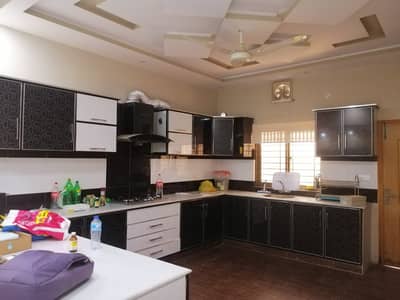 10 Marla upper portion for rent good looking