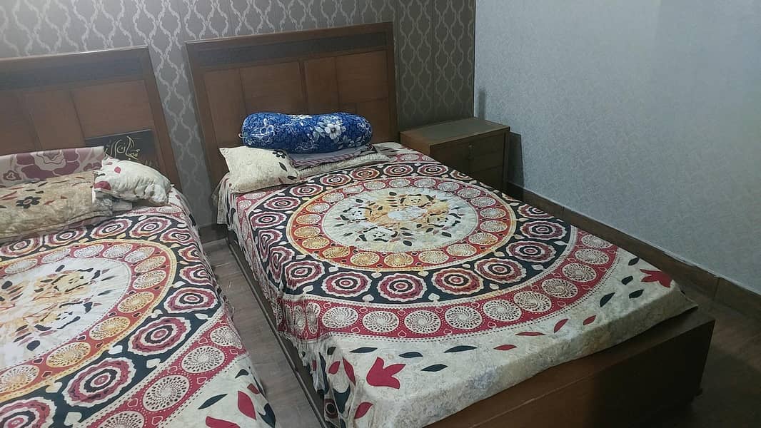 single bed ,side table 1