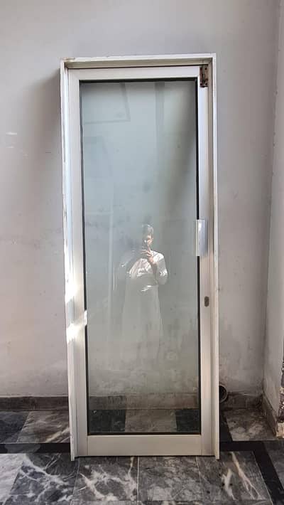 aluminium glass door