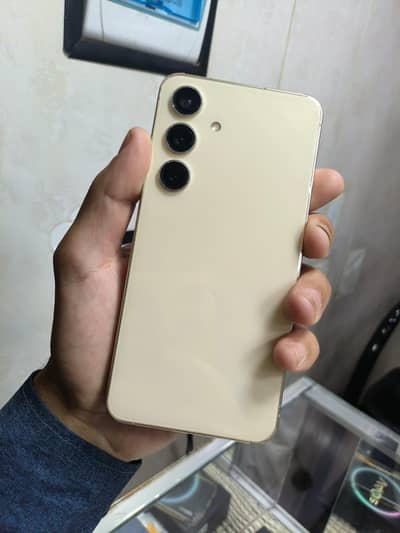Samsung Mobile S24