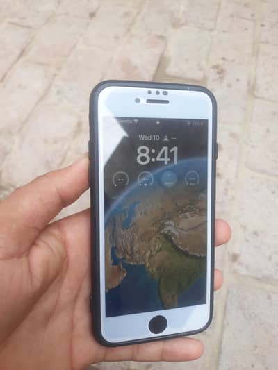 Apple iPhone 8