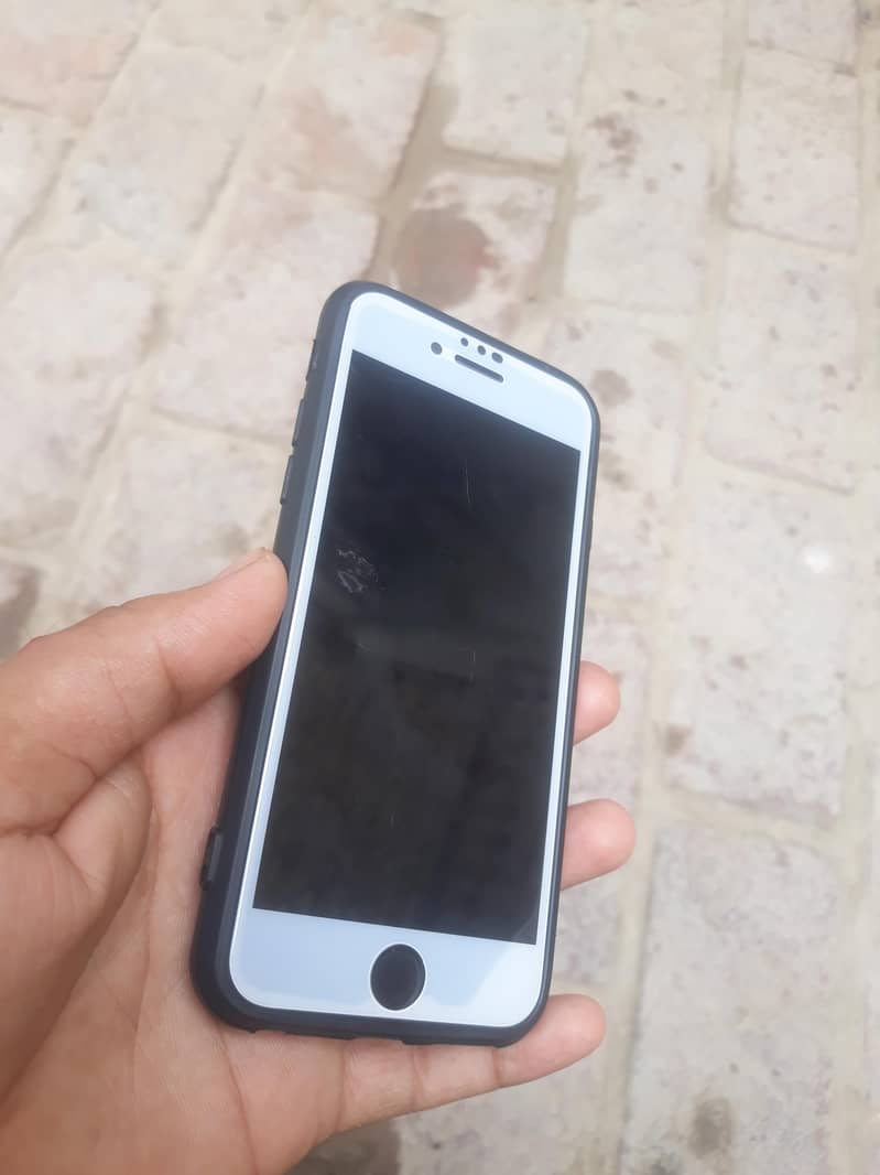 Apple iPhone 8 2