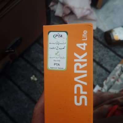 Tecno saprk4lite
