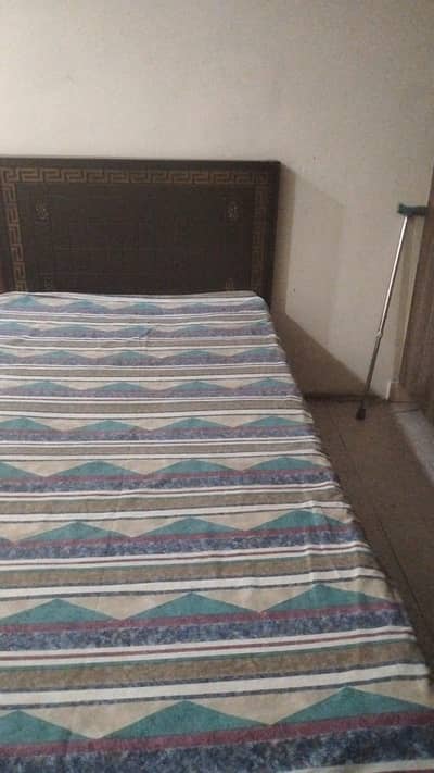 single bed with matters
