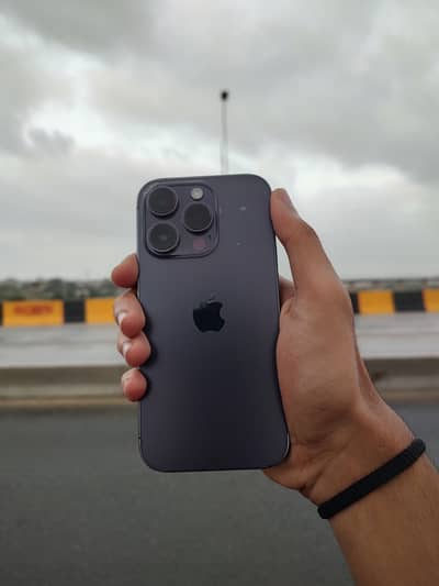 Apple iPhone 14 Pro