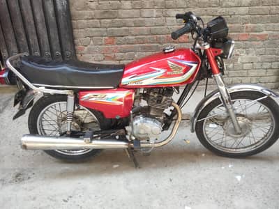 honda 125 model 2016 condition good head soud good . . engen sound for s