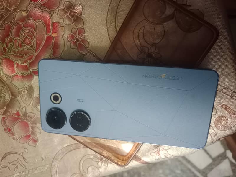 Tecno CAMON 20 2