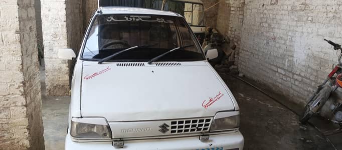 mehran gari ok ha or lpg kit new install kerwai ha time door rha