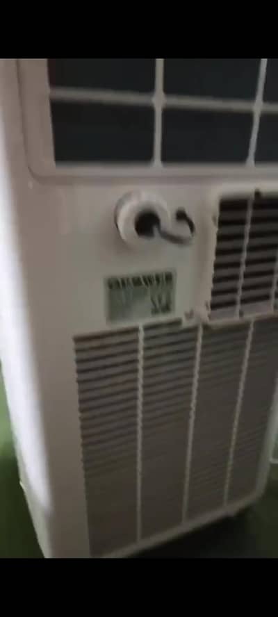 g power new portable AC a bilkul ok a 03141258492 wats up