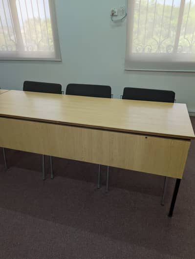 Office class room and training room furniture table and chairs etc