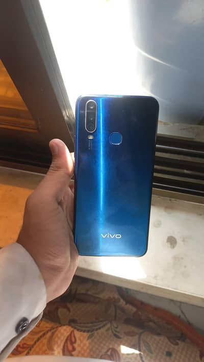 Vivo Y15