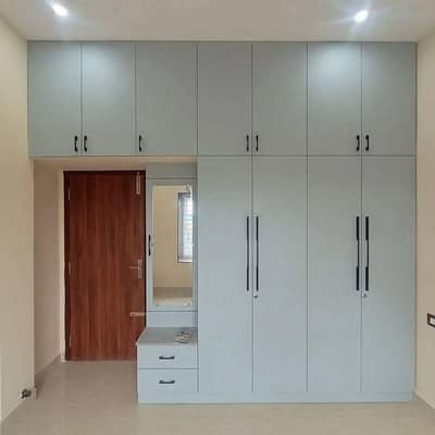 wardrobe/kitchen cabinets/TV showcase/