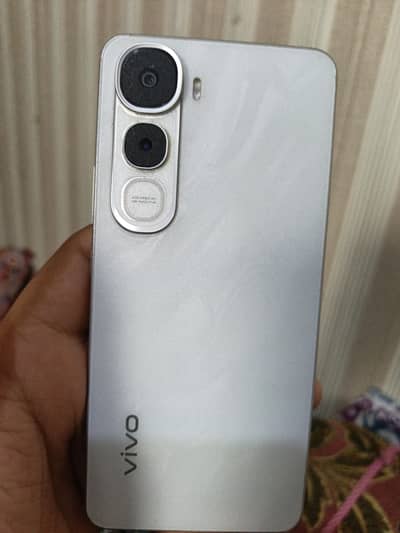 Vivo Y400