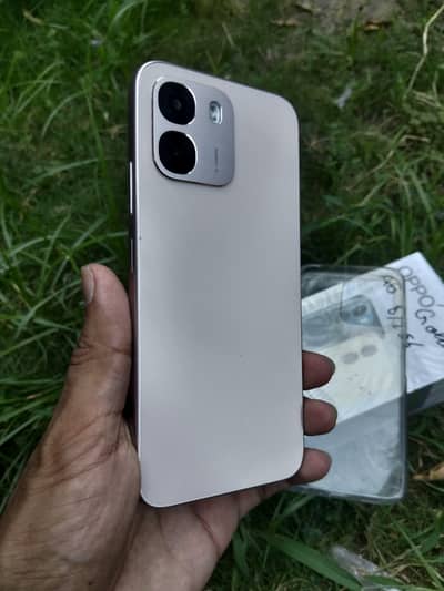oppo A6 ( 8+16/256 ) just 26 to 27 days used with Box
