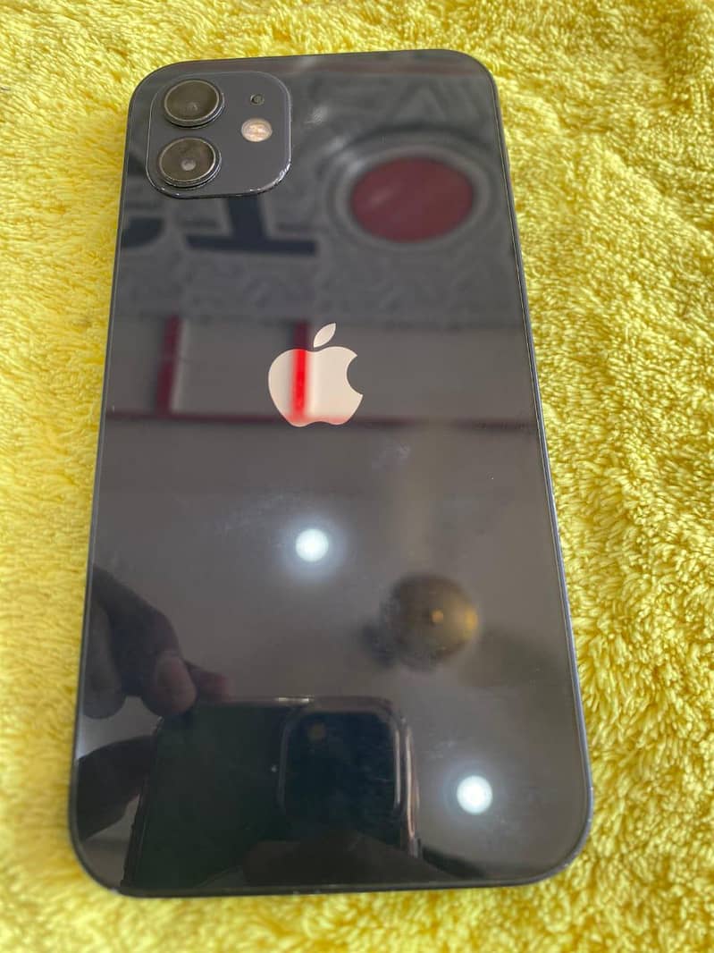 iPhone 12 6