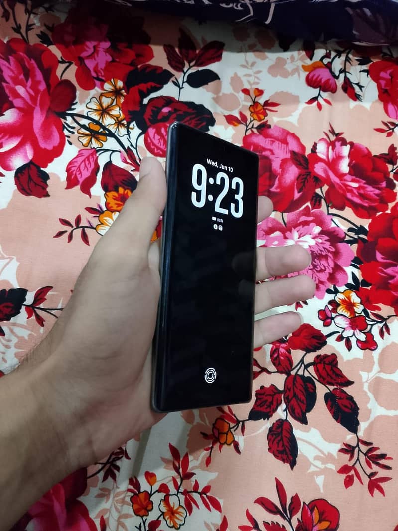 Tecno CAMON 40 Pro 3