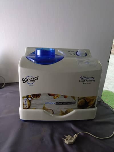 Dough Kneading Machine – Like New, Hardly Used