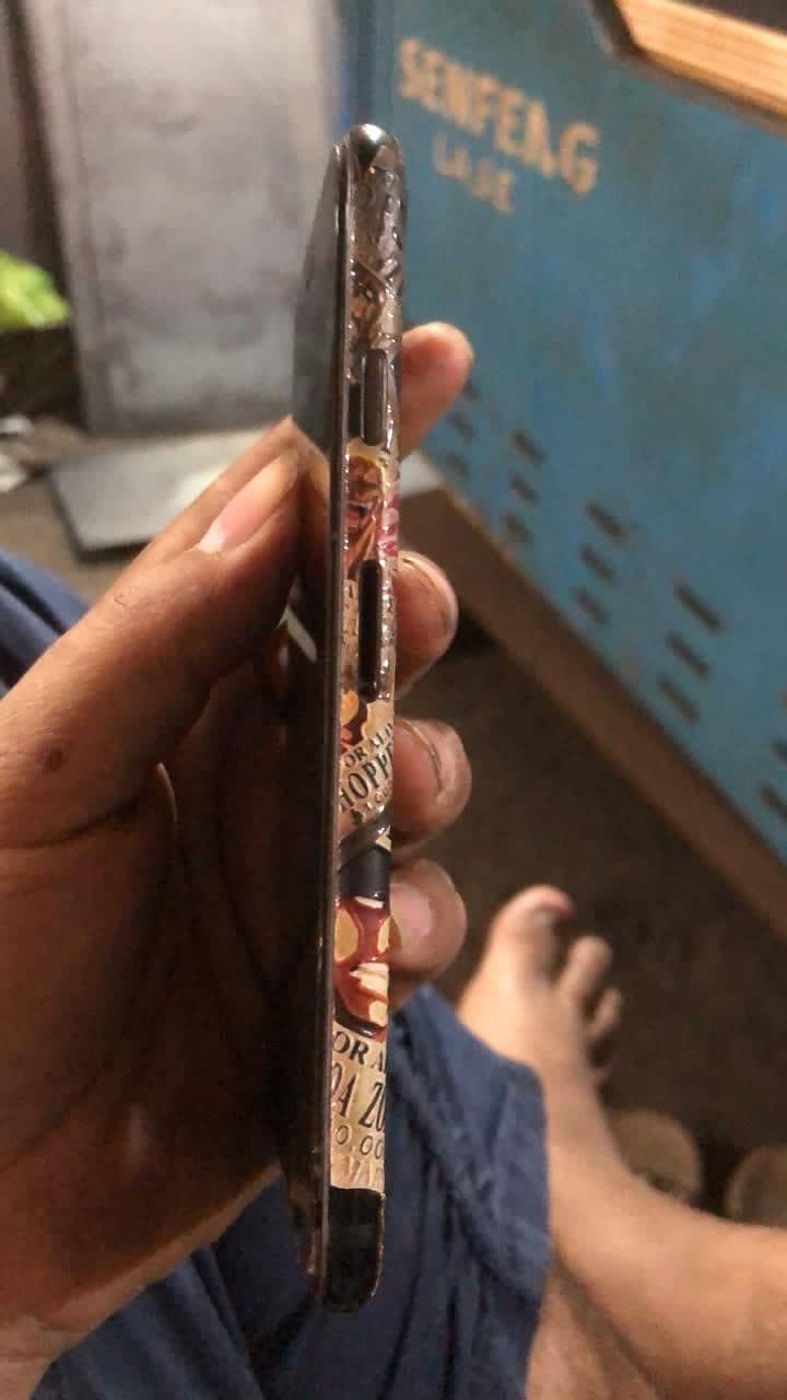 Apple iPhone 7 4