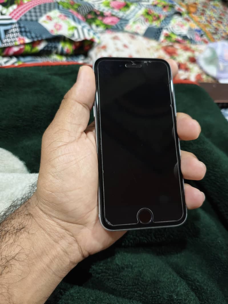 Apple iPhone 6S 6