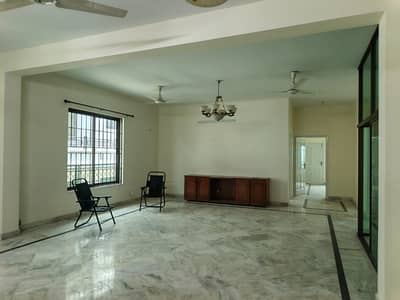 1 Kanal Upper Portion With Mumty For Rent In F-11/3 Islamabad