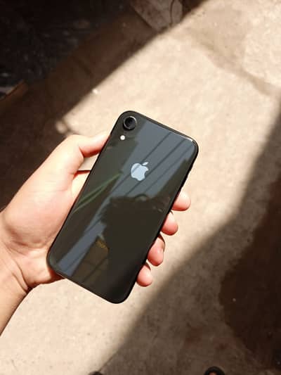 Apple iPhone XR