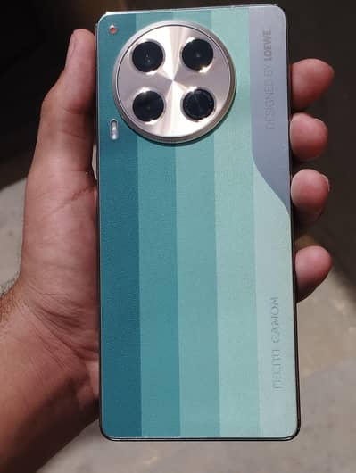 Tecno CAMON 30 Loewe Edition 8+8/265