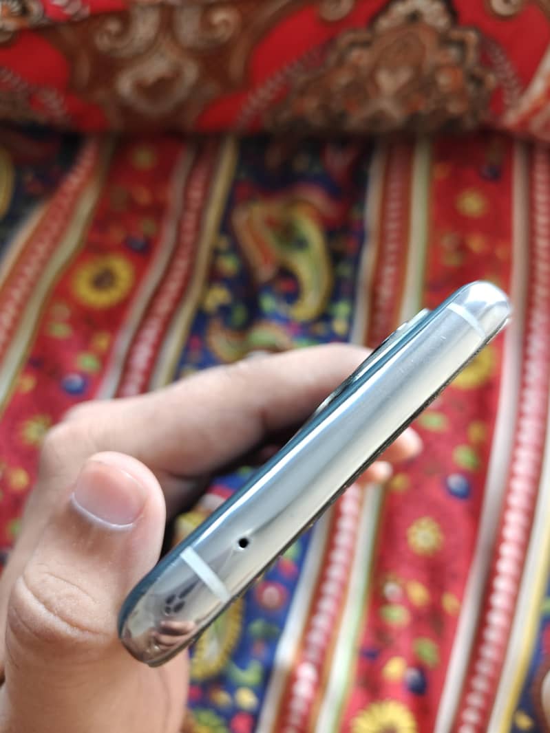 One Plus 9 Pro 4