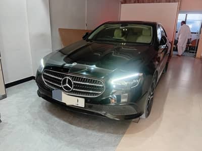 Mercedes E 180  2022