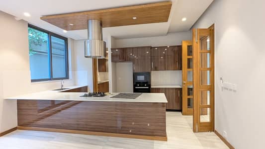 PORTION FOR RENT Designer Open Basement 2 Beds Only Foreigners F_6/1