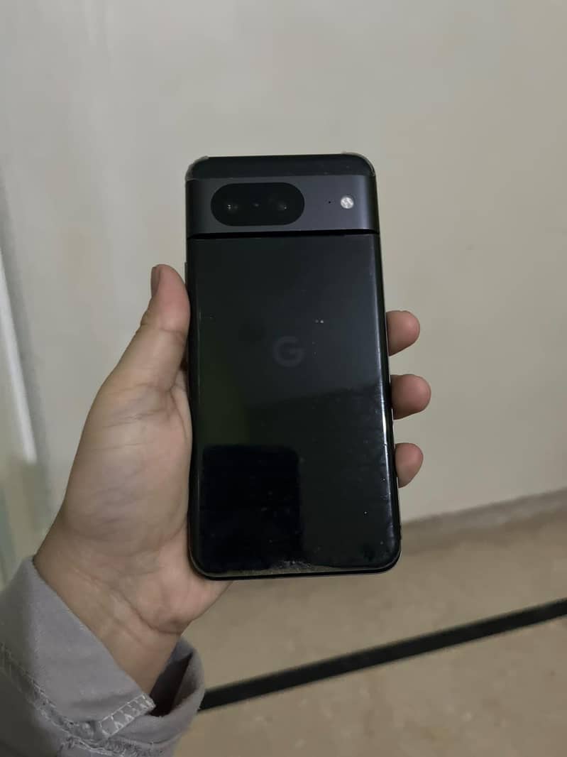 Google Pixel 8 1