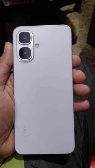 Infinix Smart 10
