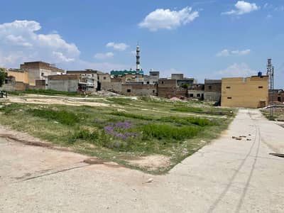 5 Marla Residential Ready For Constructrion Possessionbale Plot Available For Sale In Gulistan Colony