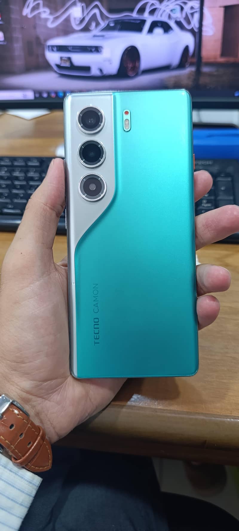 Tecno CAMON 40 Pro 0