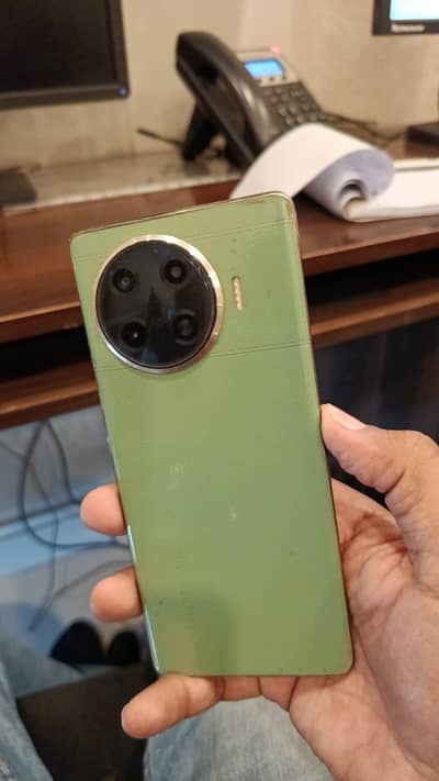 Tecno Spark 20 Pro Plus