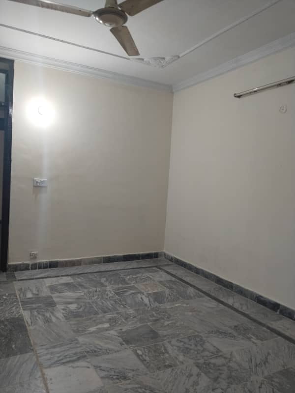 E11 Close Basement 2bed 0