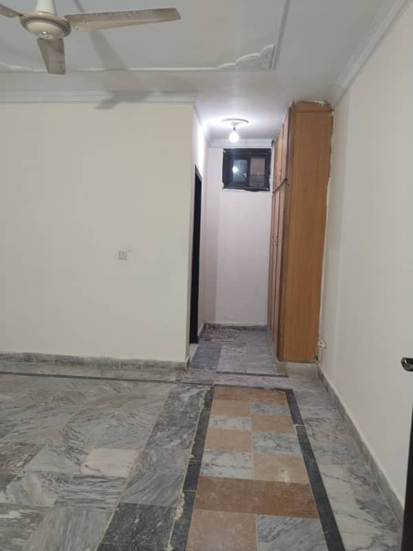 E11 Close Basement 2bed 2