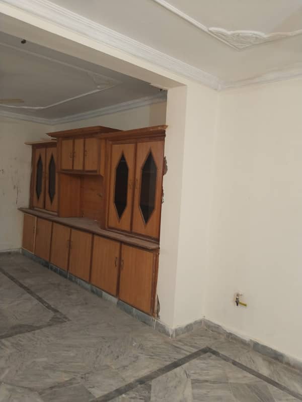 E11 Close Basement 2bed 7