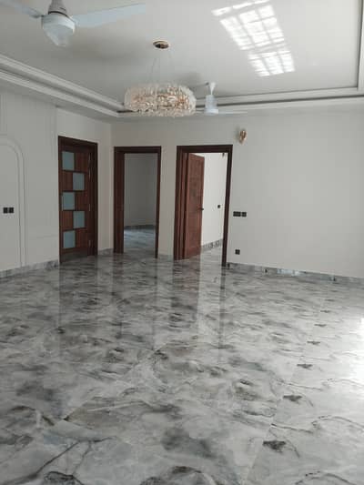 E11 First Entery 3bed Upper Portion For Rent
