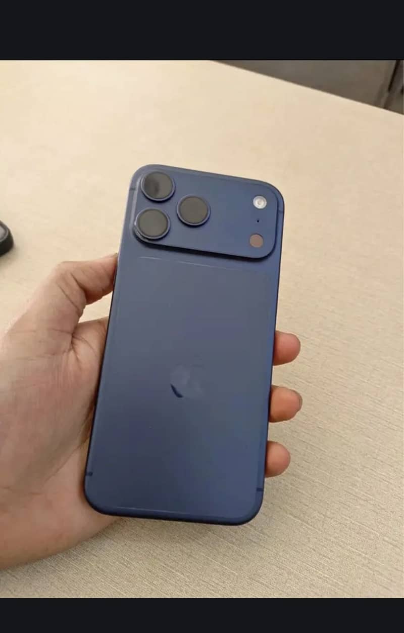 Apple iPhone 17 Pro Max 0