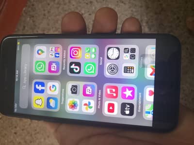 Apple iPhone 7