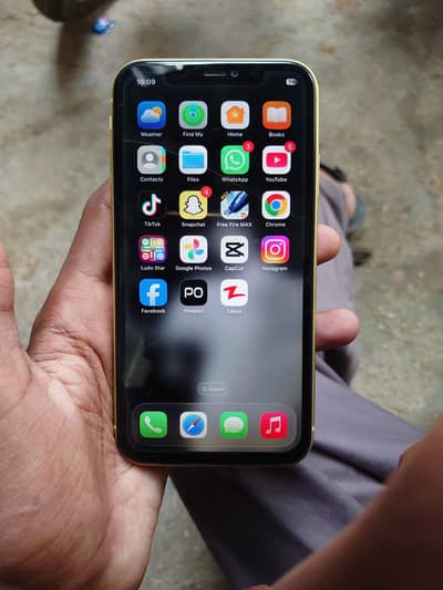 Apple iPhone 11
