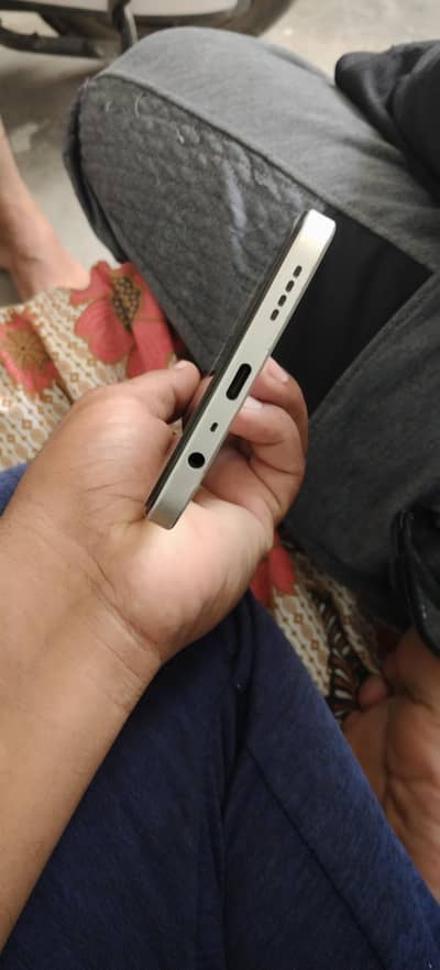 realme c53 6.6 128