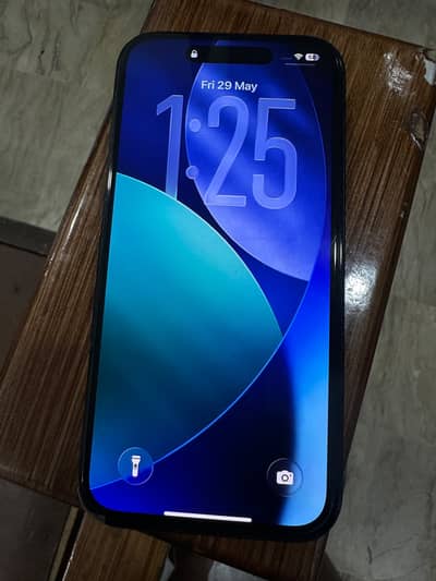 Apple iPhone 15