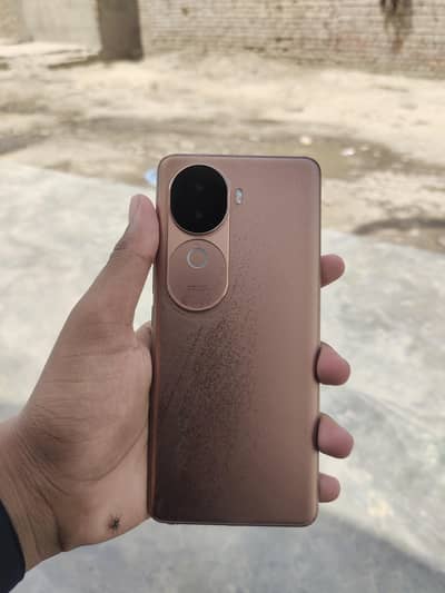 Vivo V40e